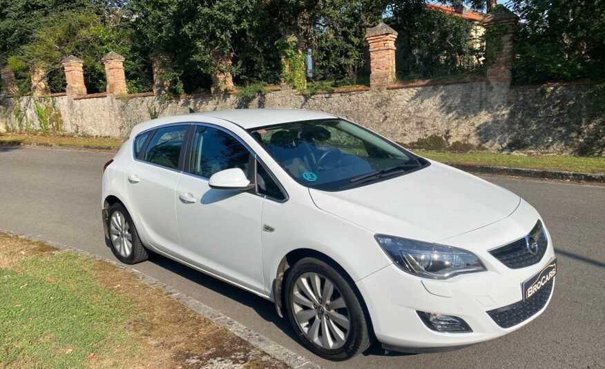 OPEL Astra 1.4 Turbo Auto