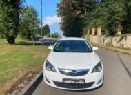 OPEL Astra 1.4 Turbo Auto