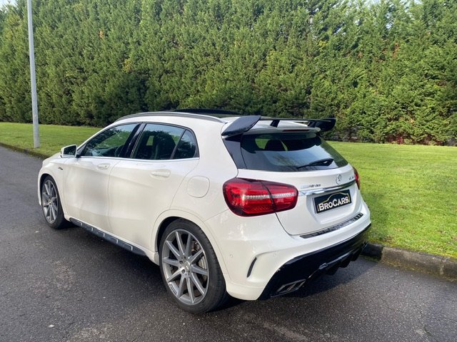 MERCEDES-BENZ GLA 45 AMG 4 MATIC