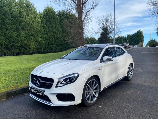 MERCEDES-BENZ GLA 45 AMG 4 MATIC
