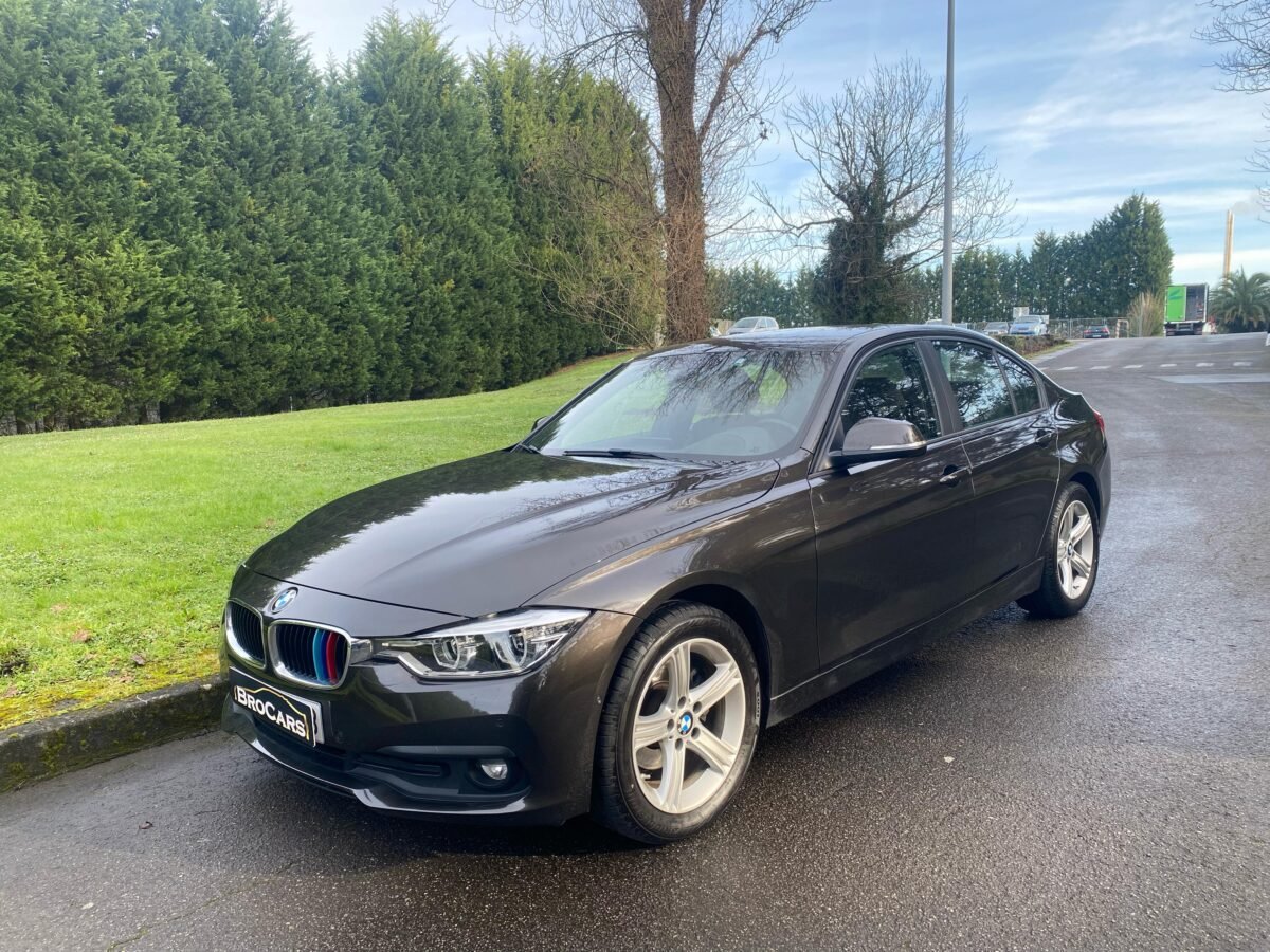 BMW Serie 3 318D Sport