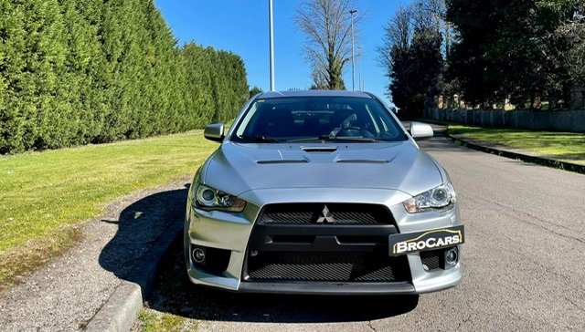 MITSUBISHI Lancer Evolution 2.0 16V MR