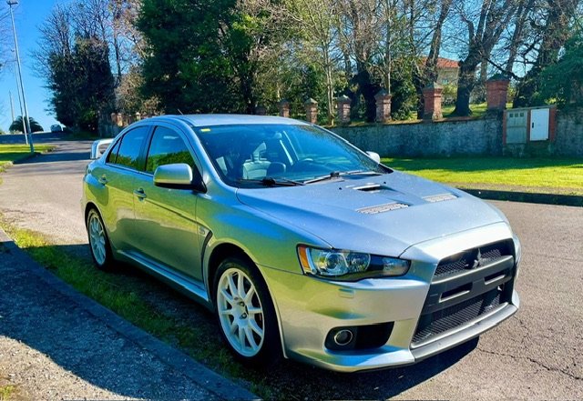 MITSUBISHI Lancer Evolution 2.0 16V MR