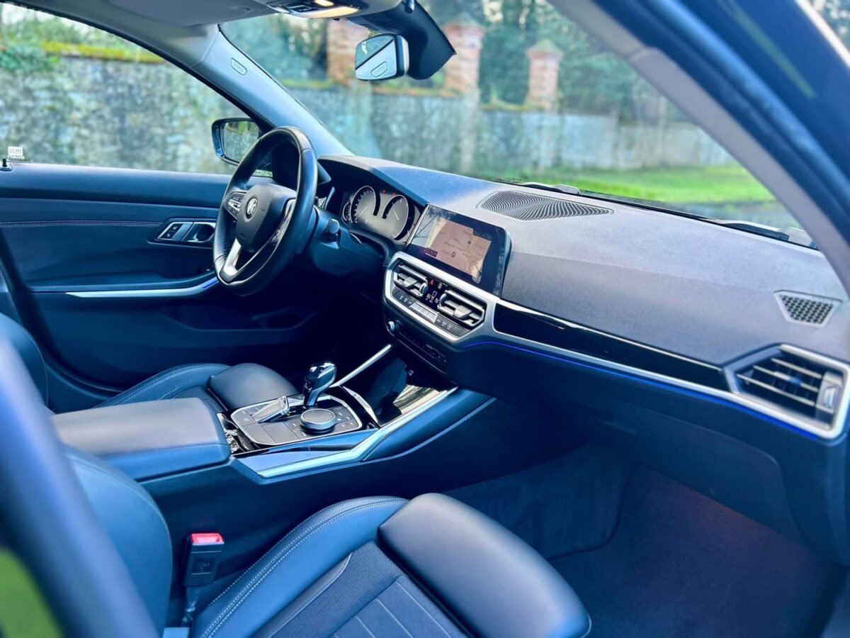 BMW Serie 3 320D SPORT