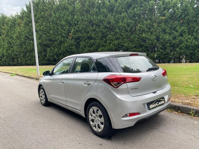 HYUNDAI I20 1.2 Mpi Essence
