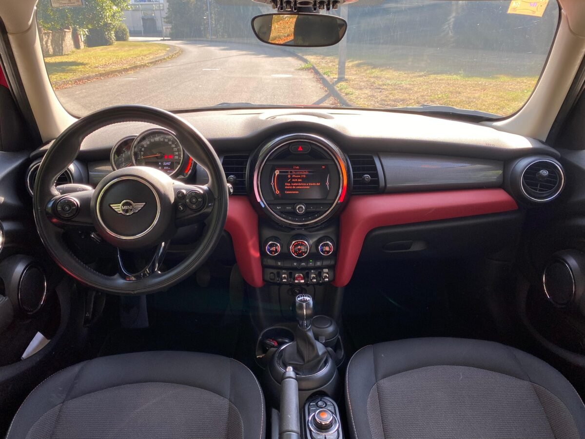 MINI Cooper  D 5 PUERTAS