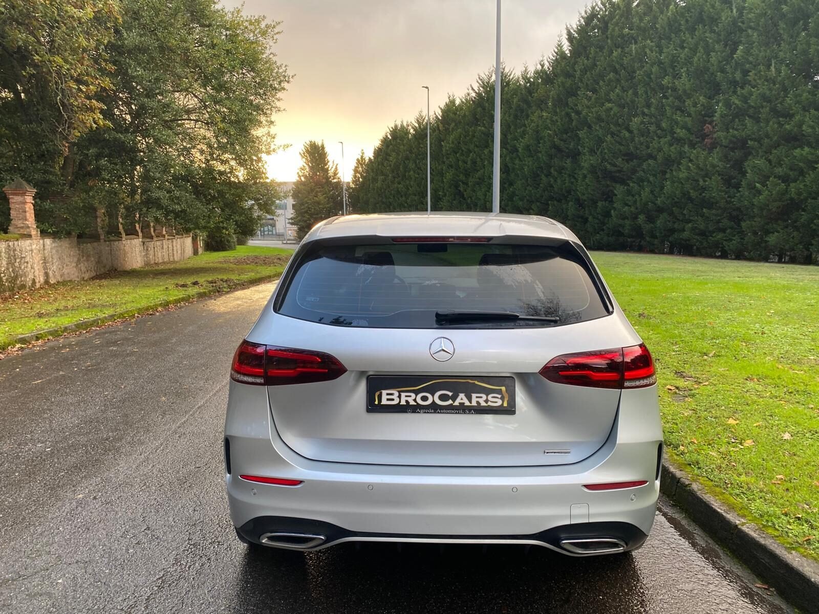 MERCEDES-BENZ B 250 E AMG 