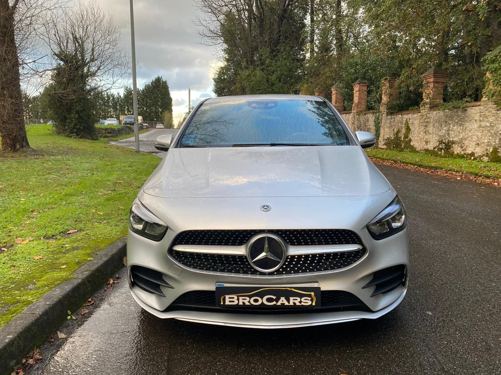 MERCEDES-BENZ B 250 E AMG 