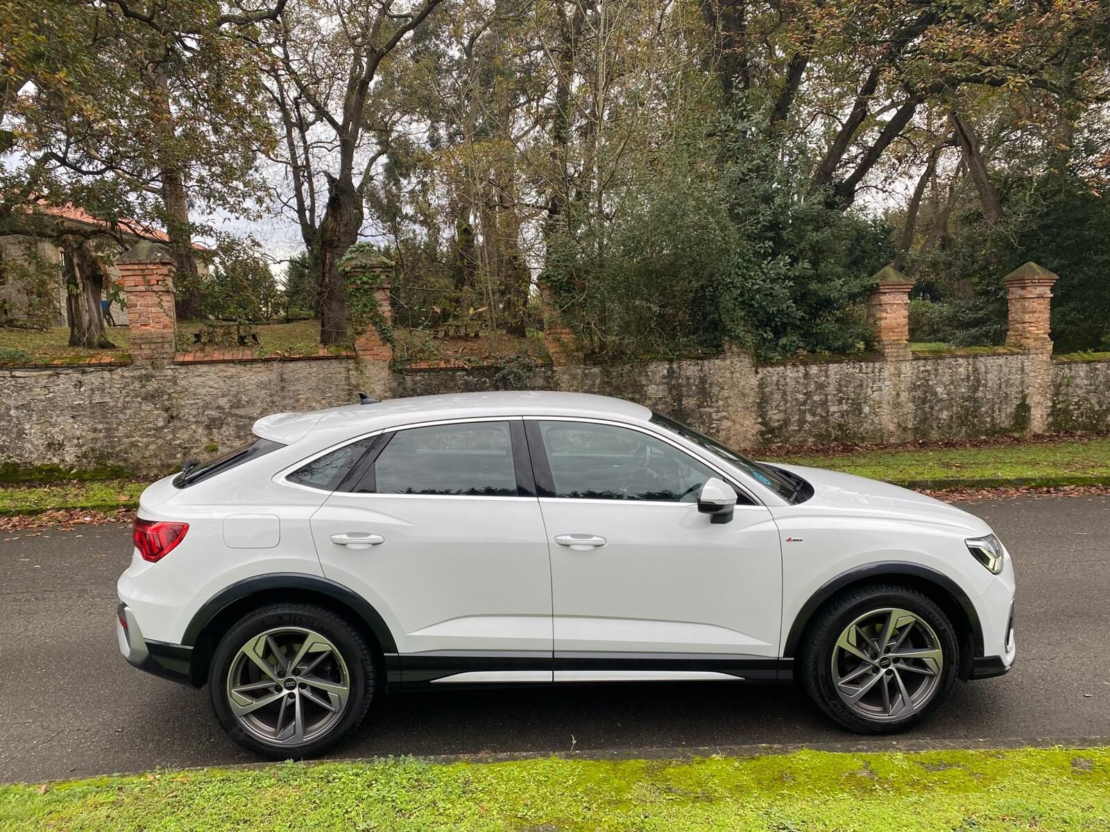 AUDI Q3 Sportback 35 Tdi Sline