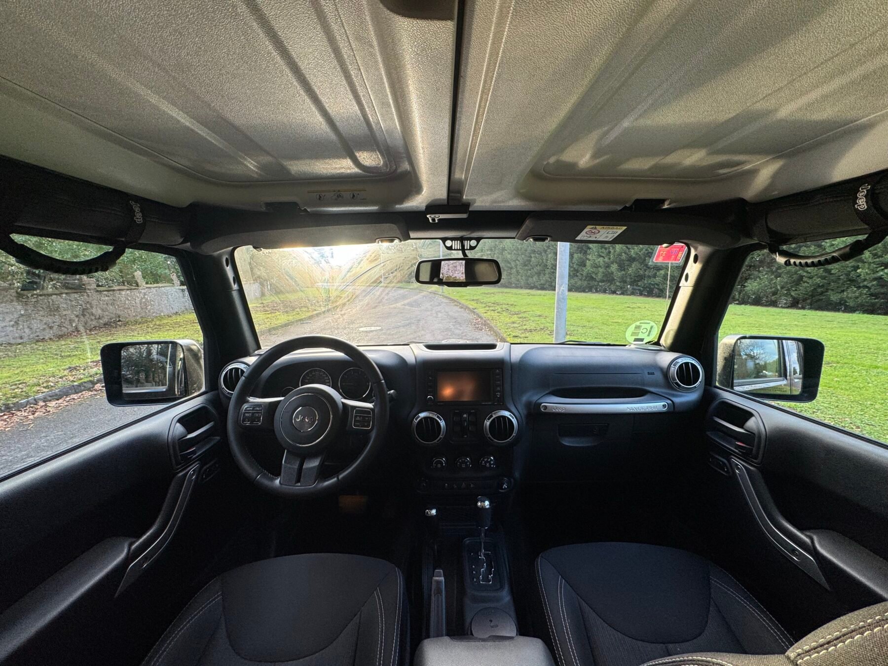 JEEP 2.8 CRD SAHARA AUTO
