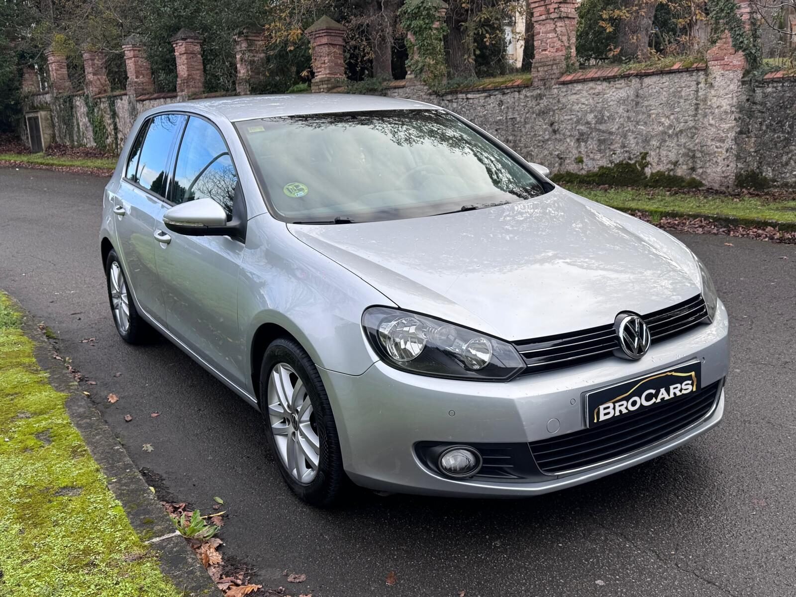 VOLKSWAGEN GOLF 1.6 TDI ADVANCE Bluemotion