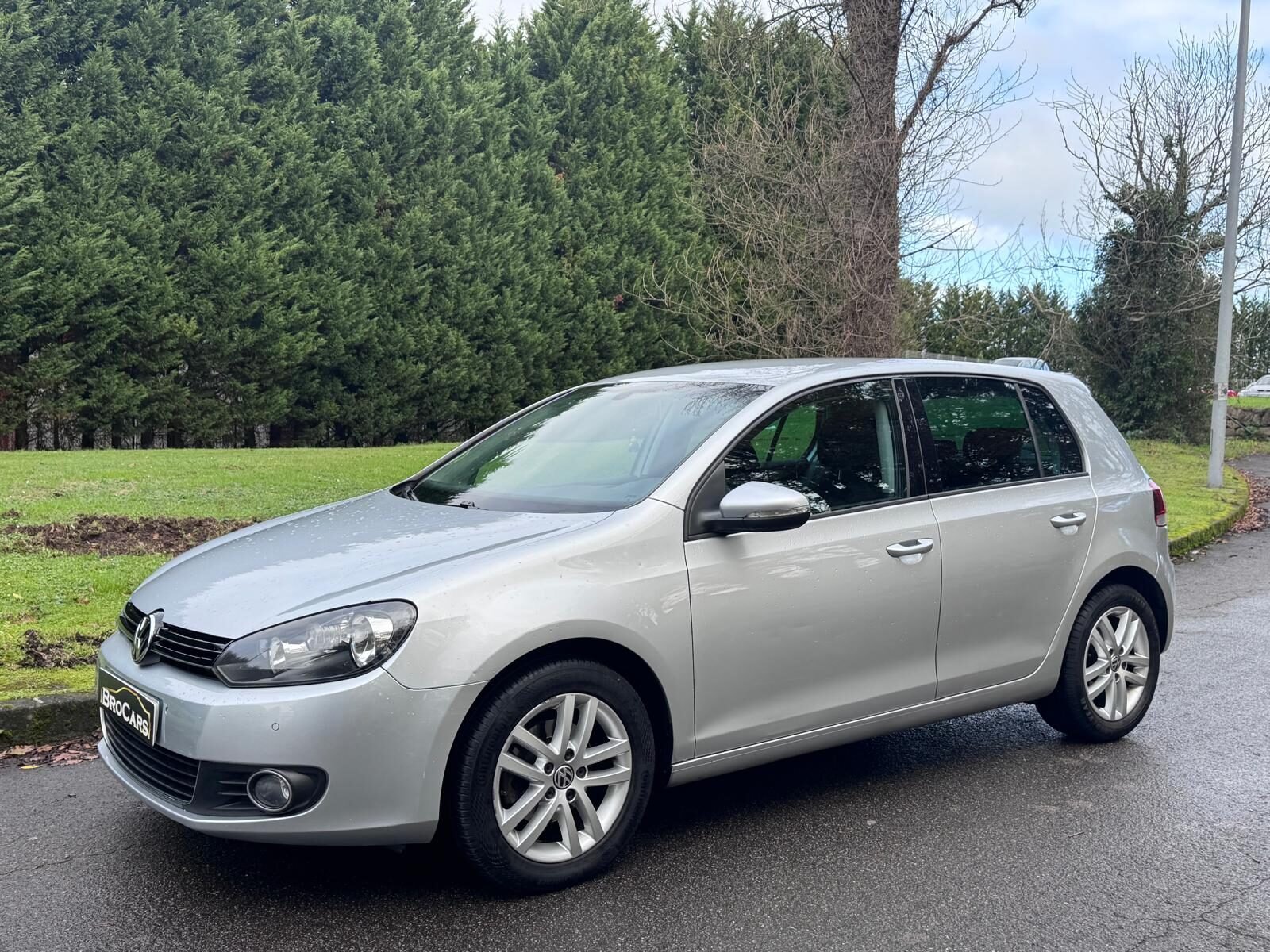 VOLKSWAGEN GOLF 1.6 TDI ADVANCE Bluemotion