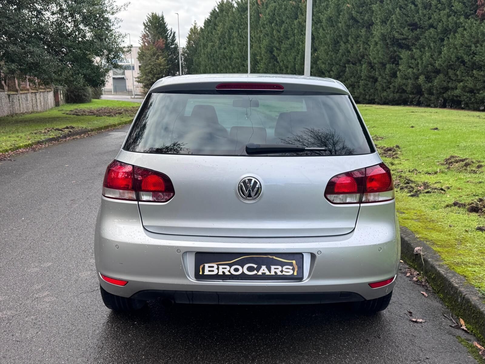 VOLKSWAGEN GOLF 1.6 TDI ADVANCE Bluemotion