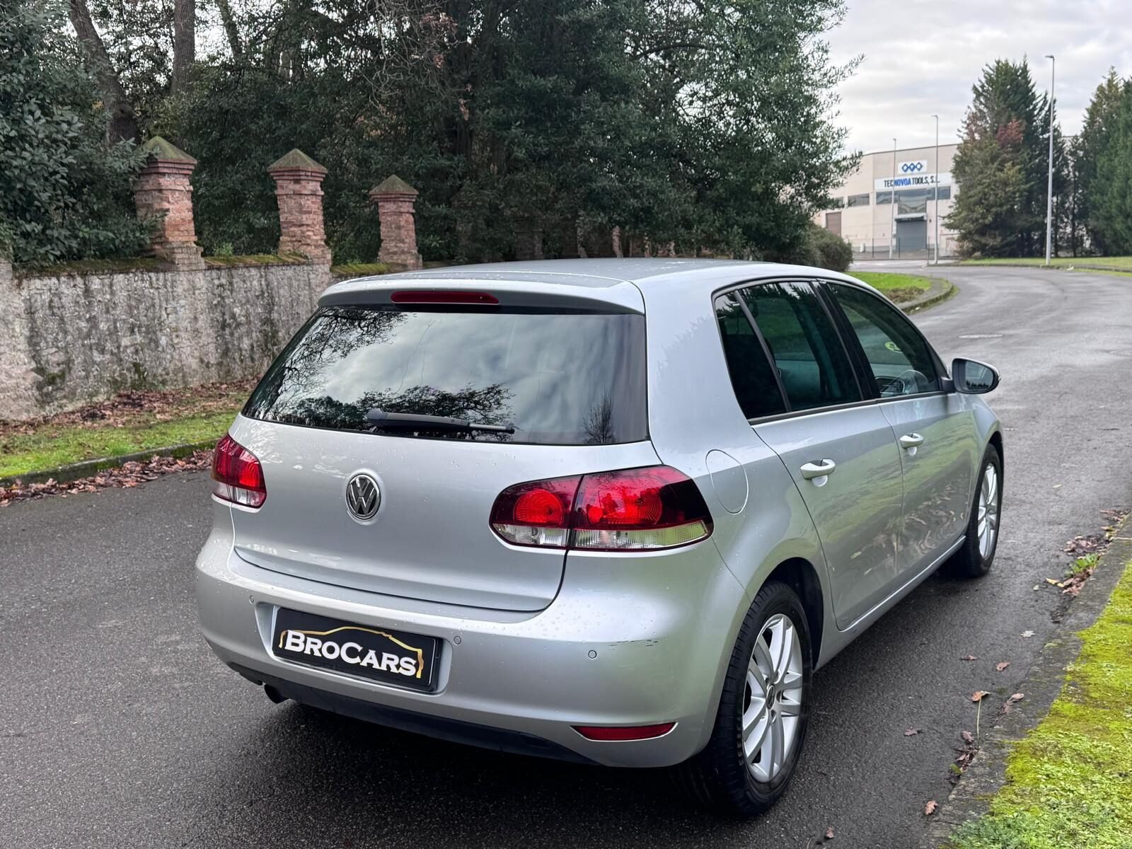 VOLKSWAGEN GOLF 1.6 TDI ADVANCE Bluemotion