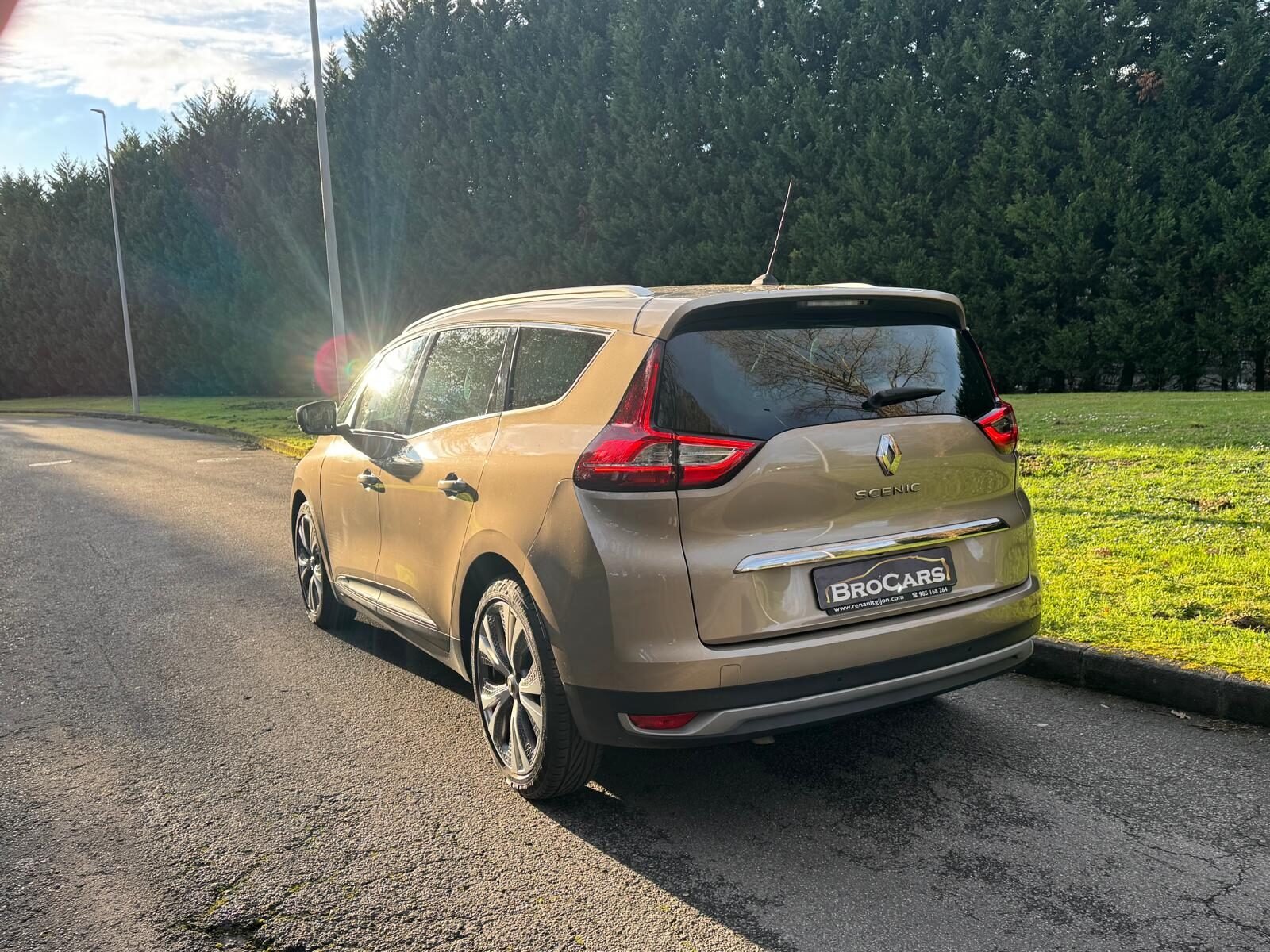 RENAULT GRAN SCENIC 1.4 TCE 140CV ZEN