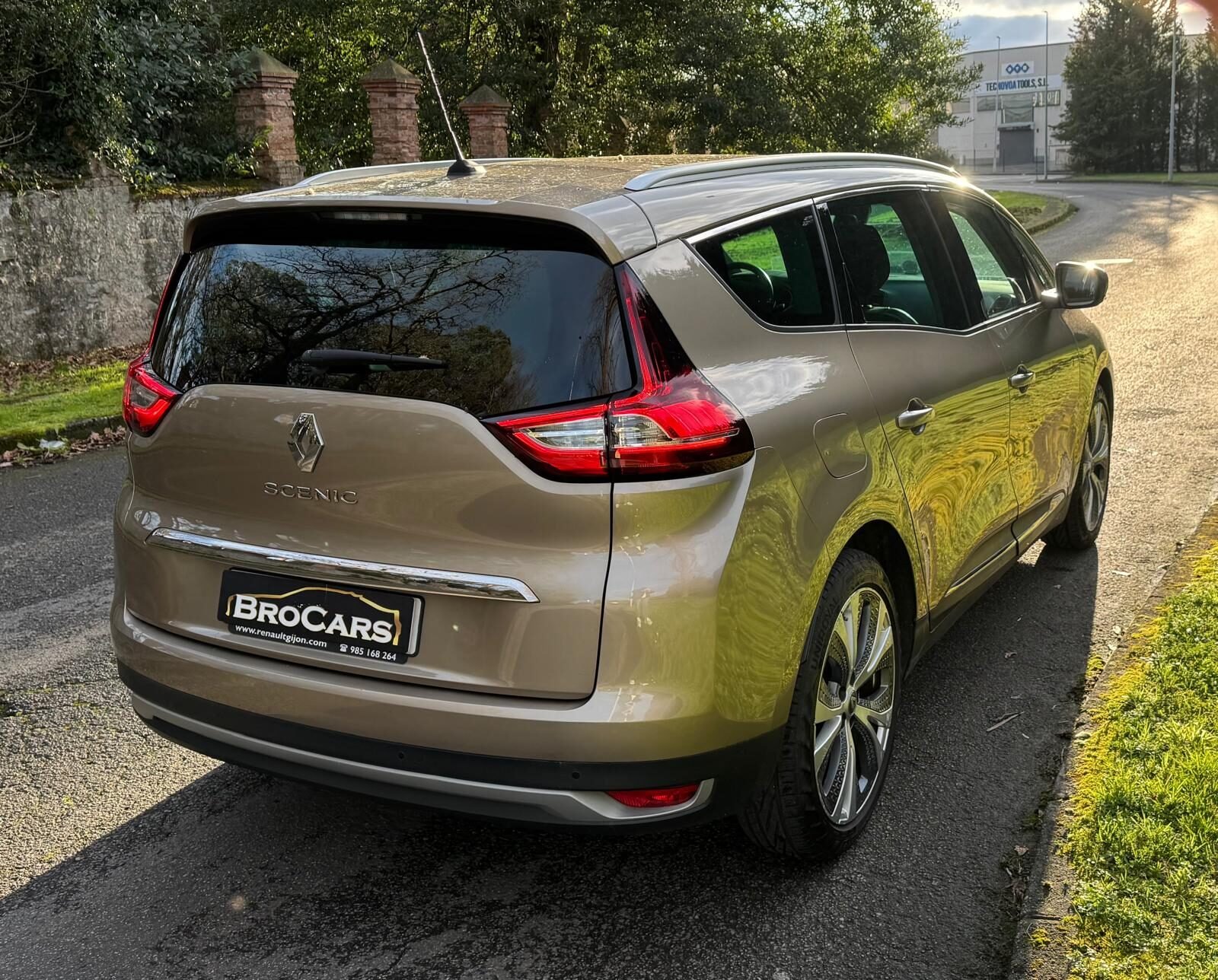 RENAULT GRAN SCENIC 1.4 TCE 140CV ZEN