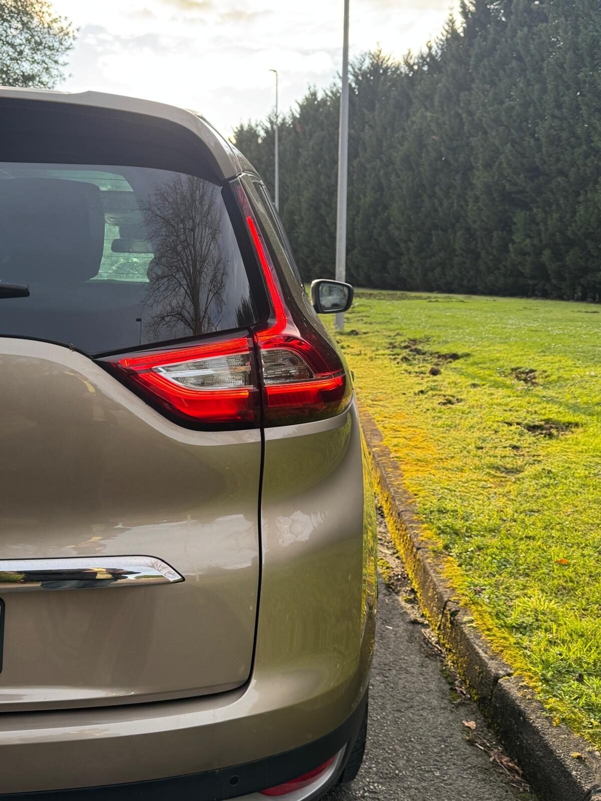 RENAULT GRAN SCENIC 1.4 TCE 140CV ZEN