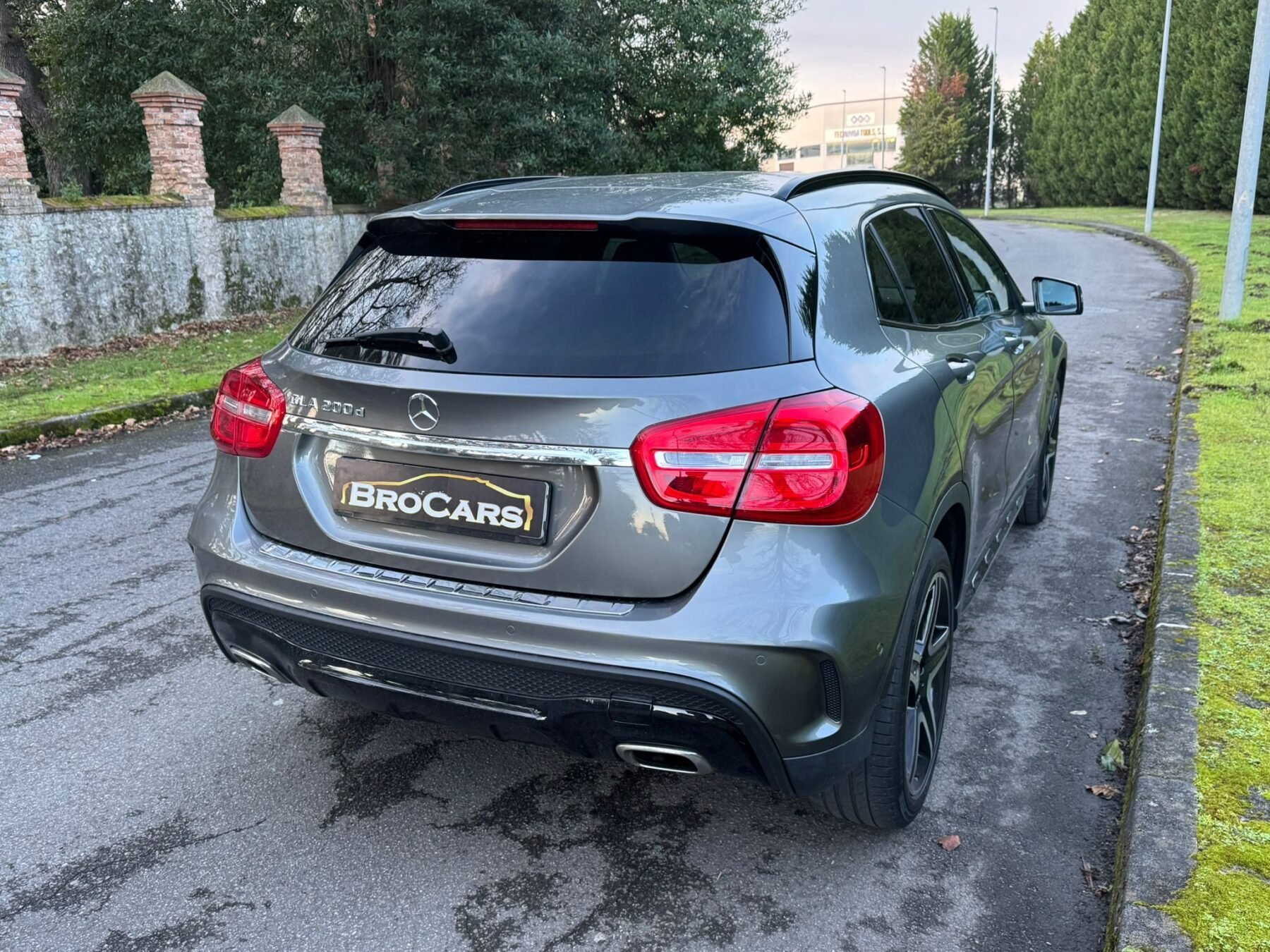 MERCEDES-BENZ GLA 200 CDI AMG LINE