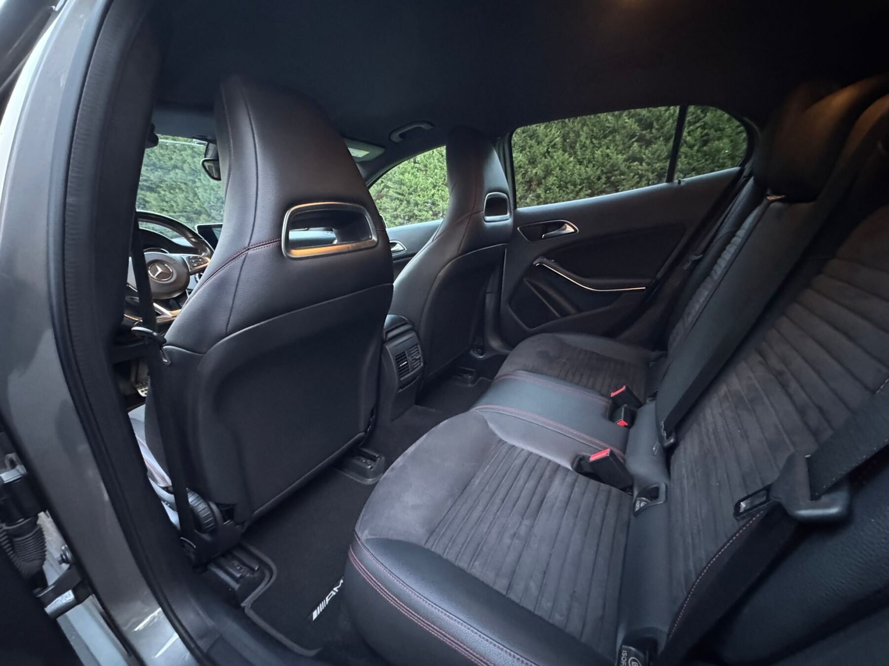 MERCEDES-BENZ GLA 200 CDI AMG LINE