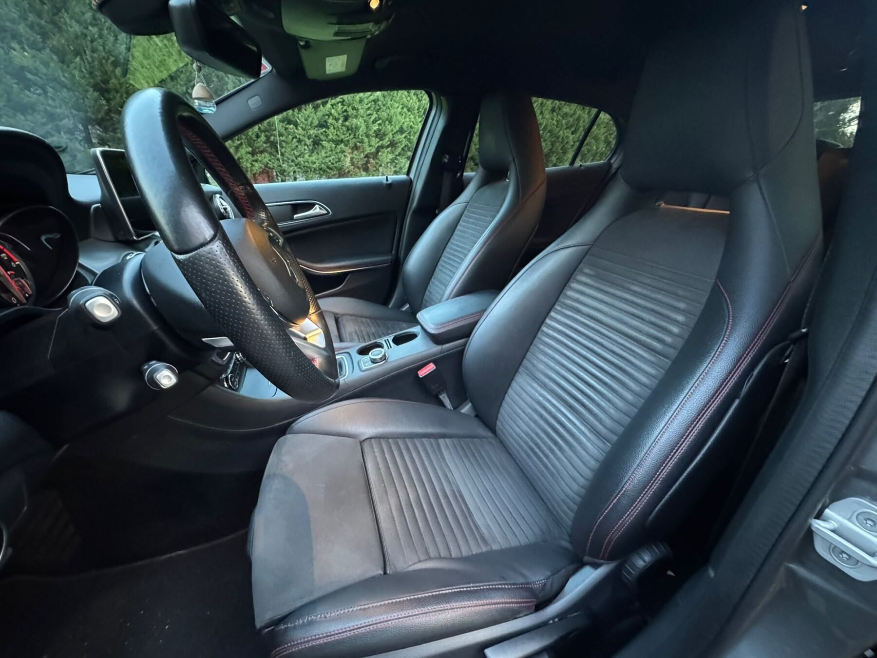 MERCEDES-BENZ GLA 200 CDI AMG LINE