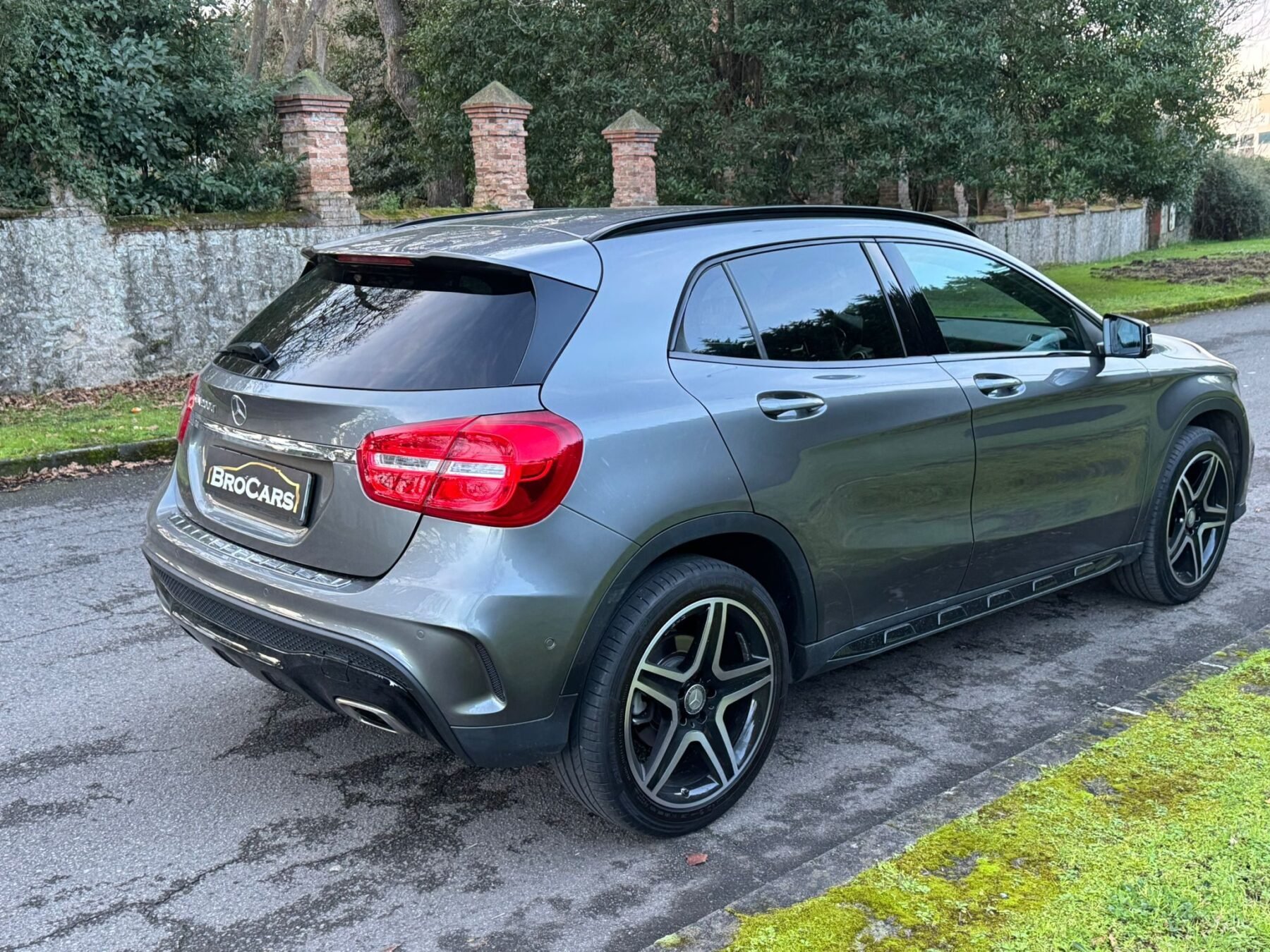 MERCEDES-BENZ GLA 200 CDI AMG LINE
