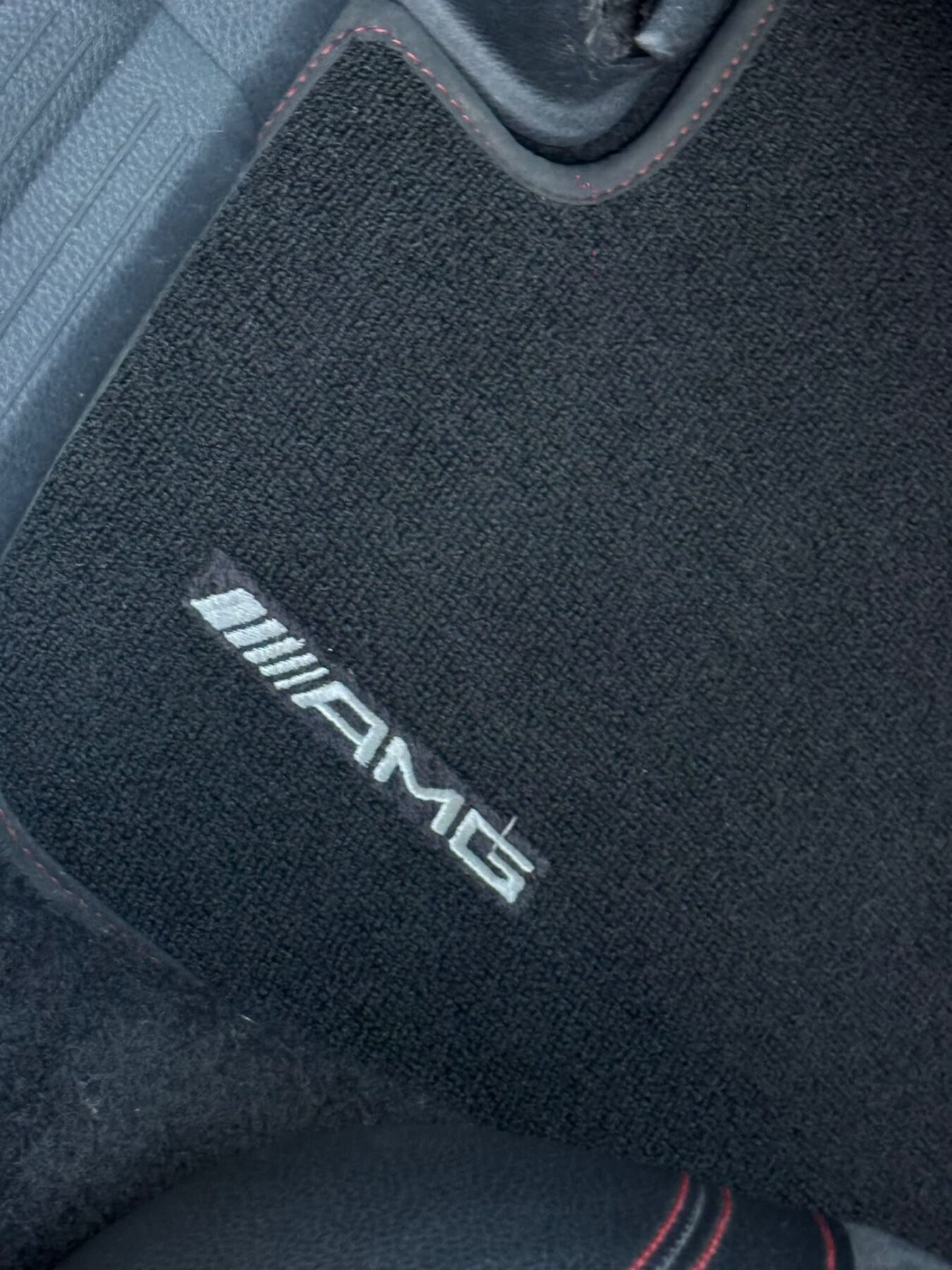 MERCEDES-BENZ GLA 200 CDI AMG LINE