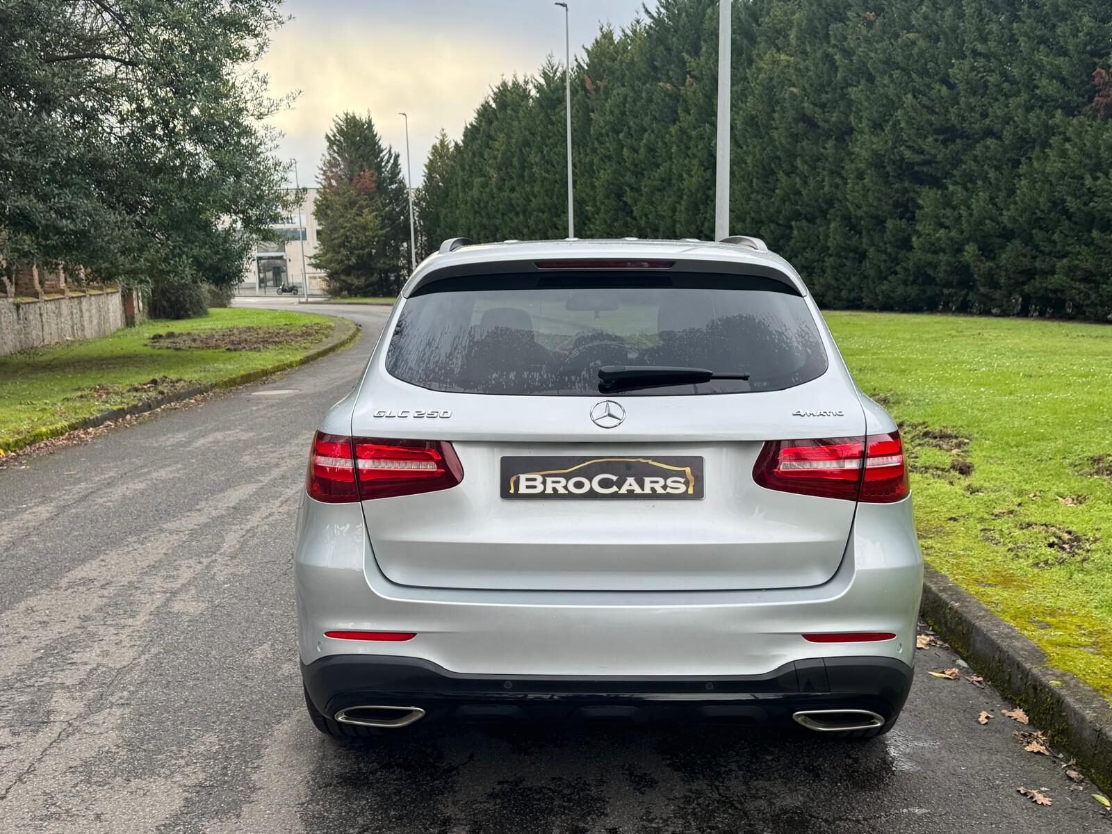 MERCEDES-BENZ GLC 250 AMG 4 MATIC