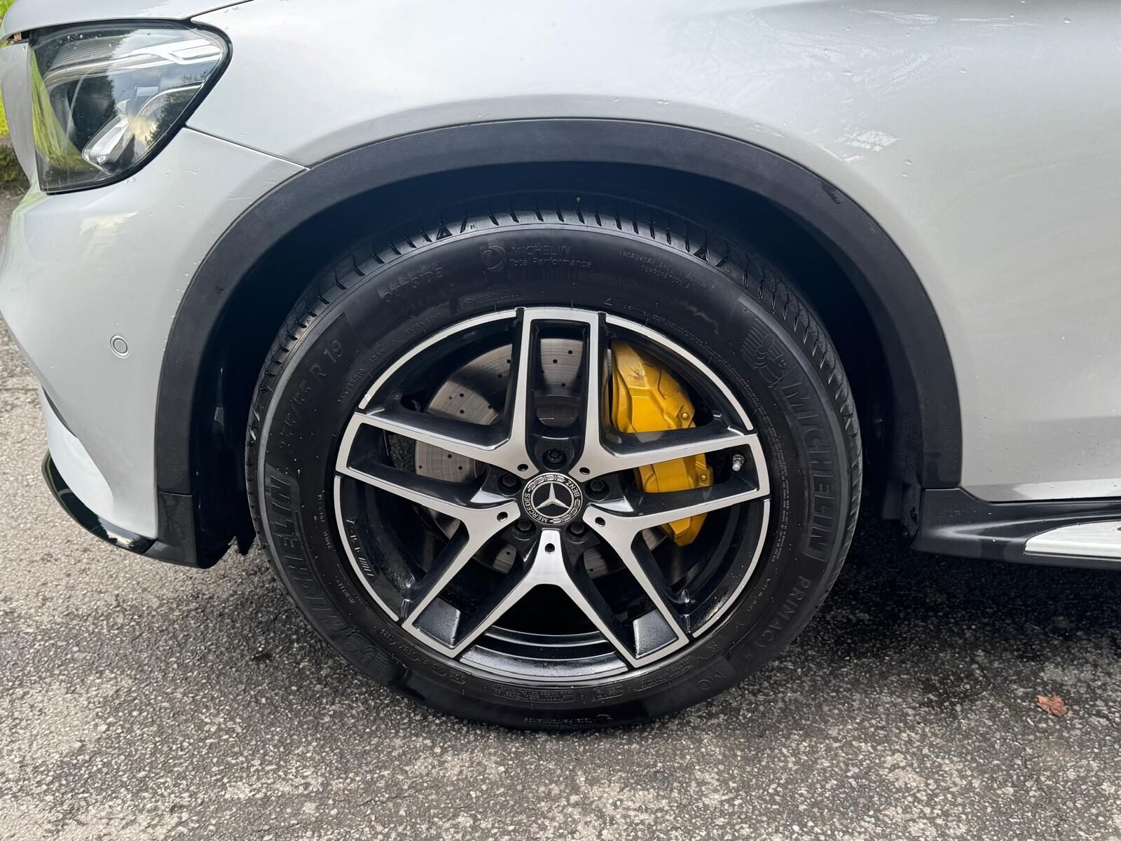 MERCEDES-BENZ GLC 250 AMG 4 MATIC