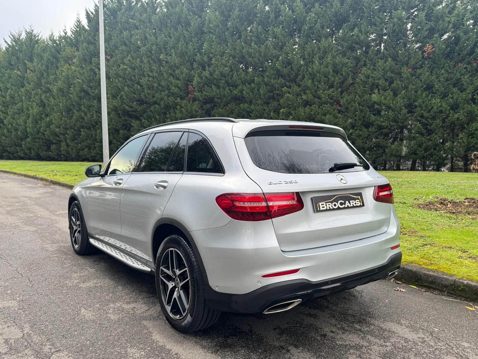 MERCEDES-BENZ GLC 250 AMG 4 MATIC