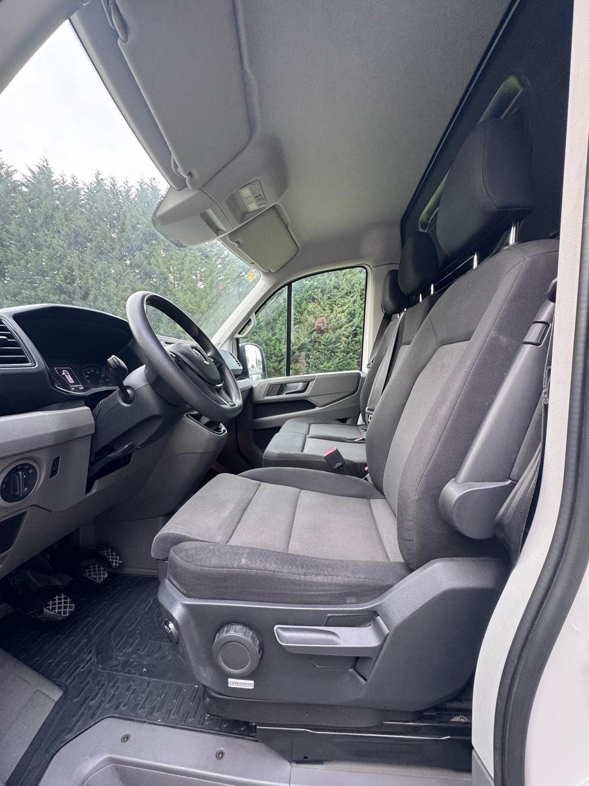 VOLKSWAGEN CRAFTER 2.0 TDI FURGON L3H2