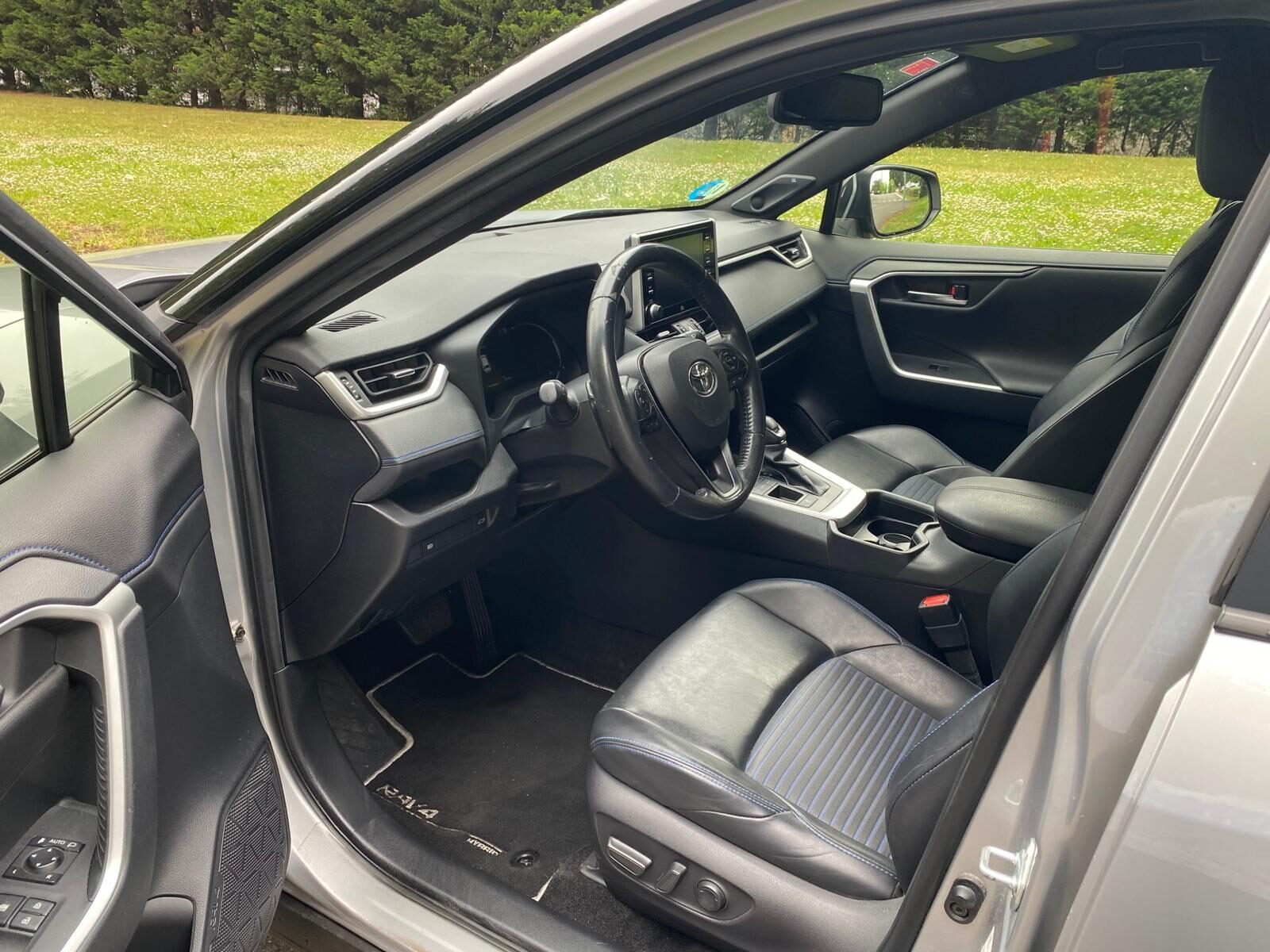 TOYOTA RAV4 2.5h FEEL