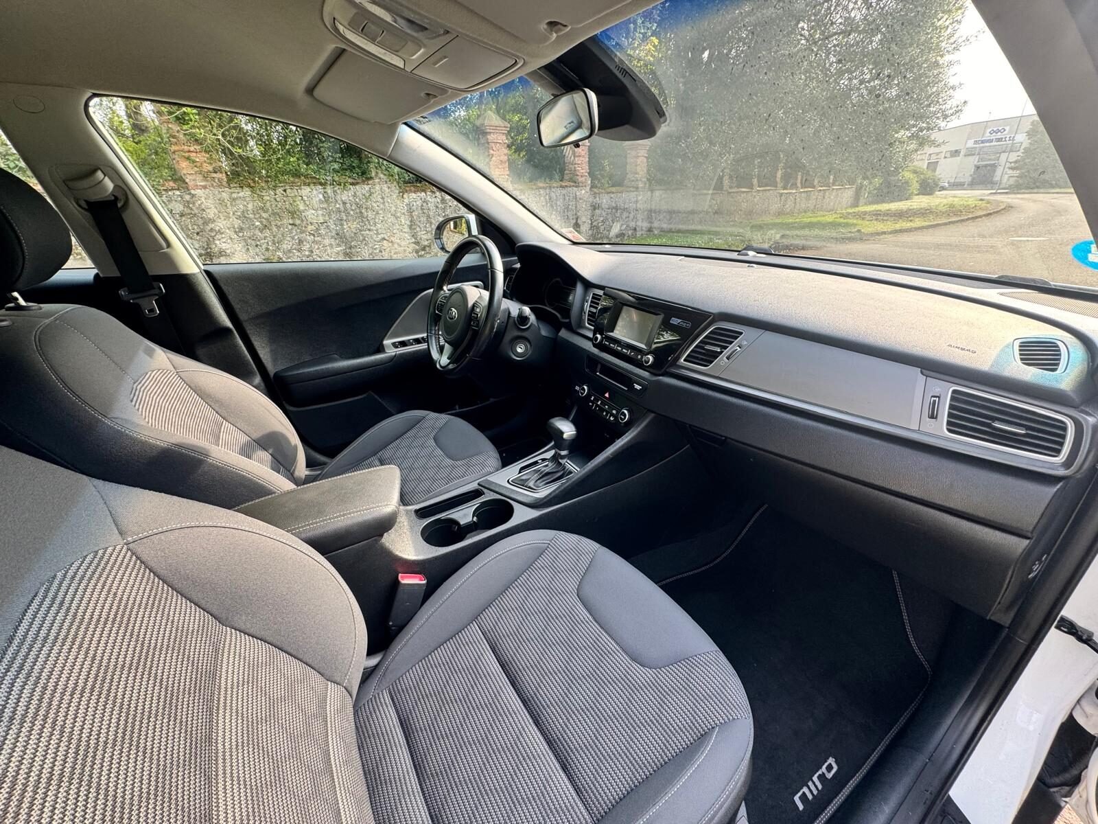 KIA 1.6 GDI HIBRIDO ENCHUFABLE