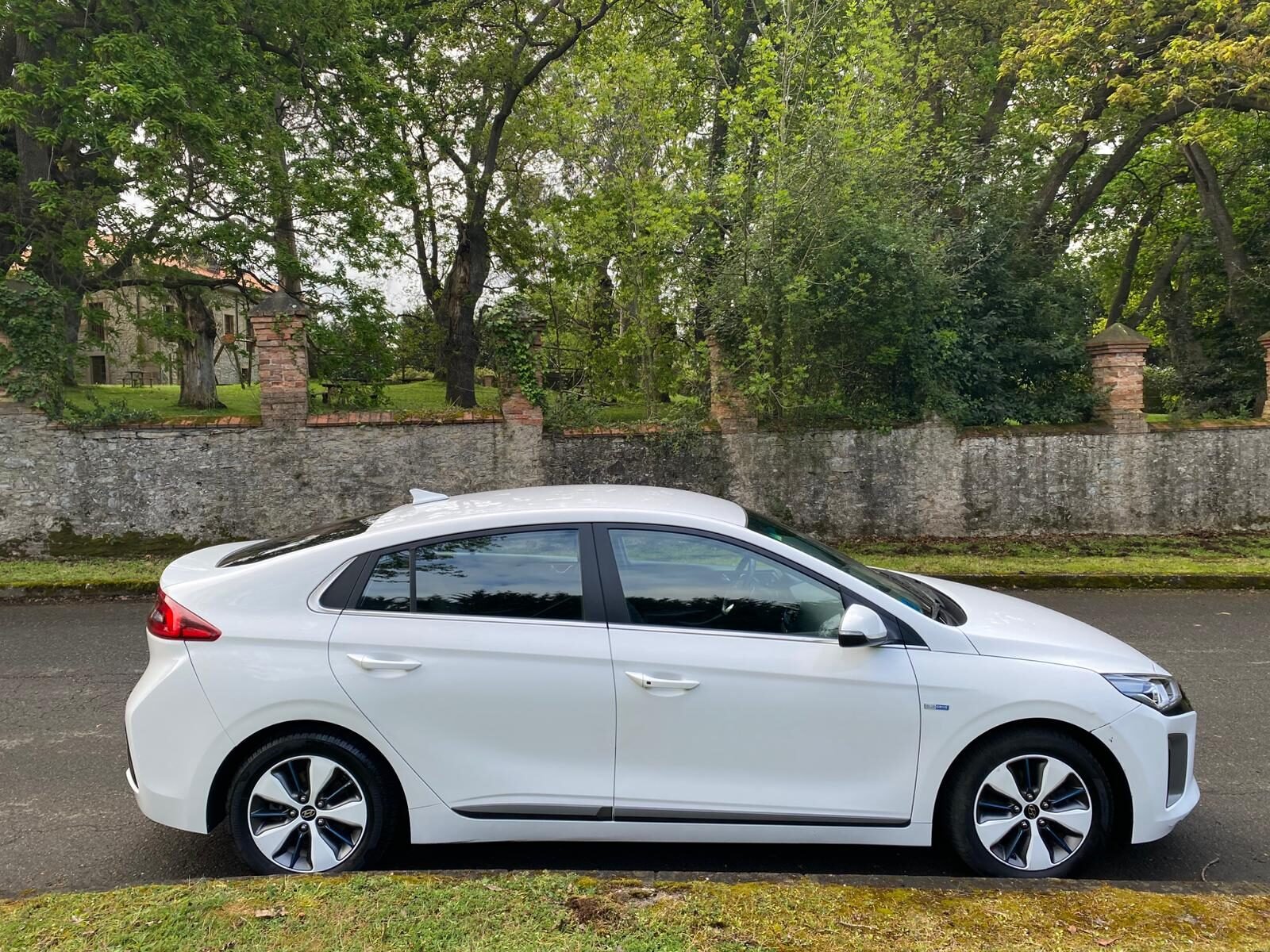 HYUNDAI IONIC 1.6 GDI PHEV STYLE DCT