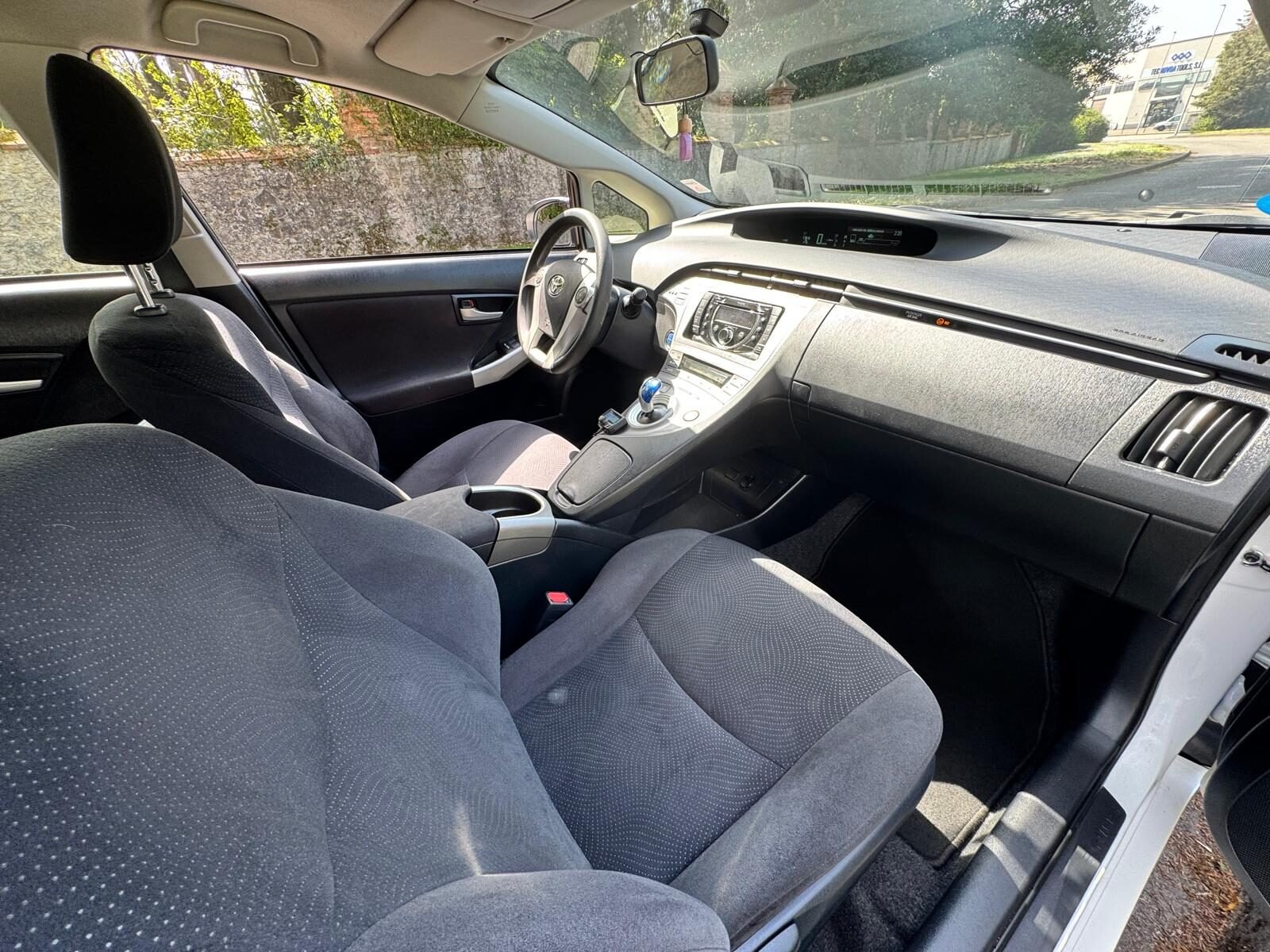 TOYOTA PRIUS 1.8 ADVANCE