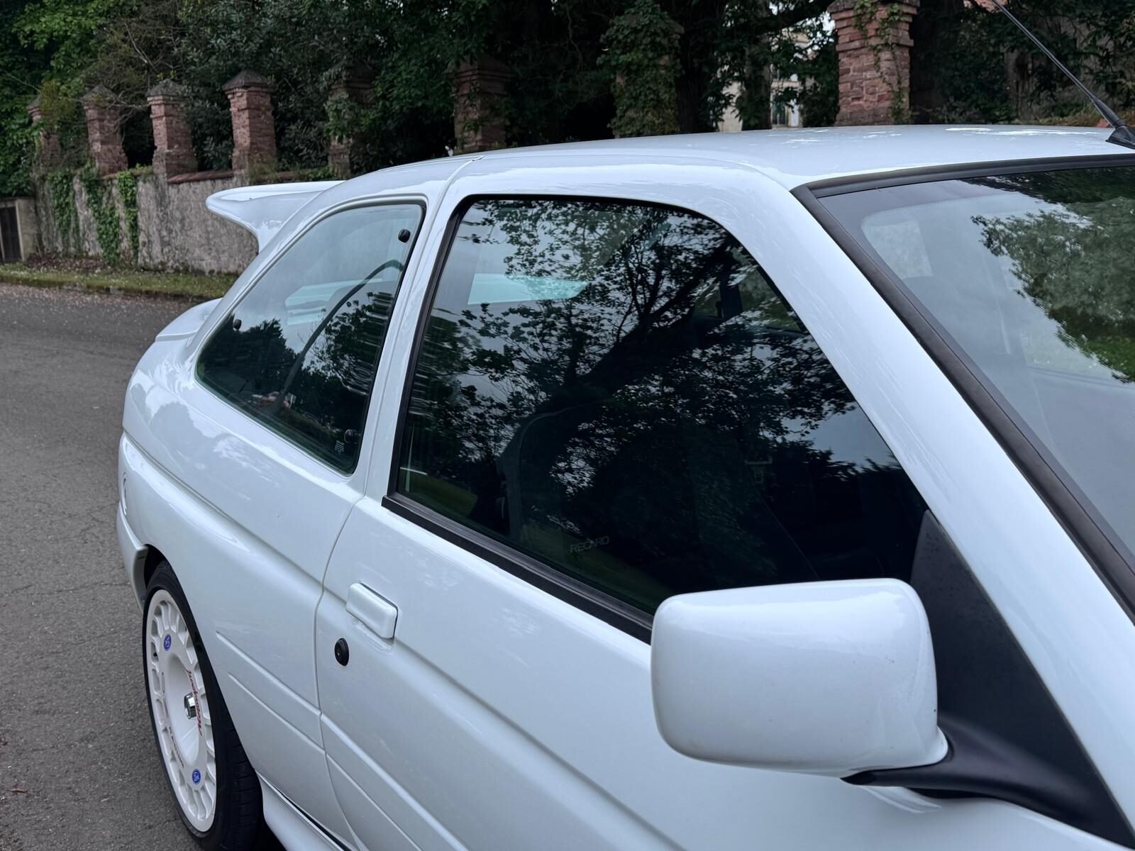 FORD ESCORT RS COSWORTH