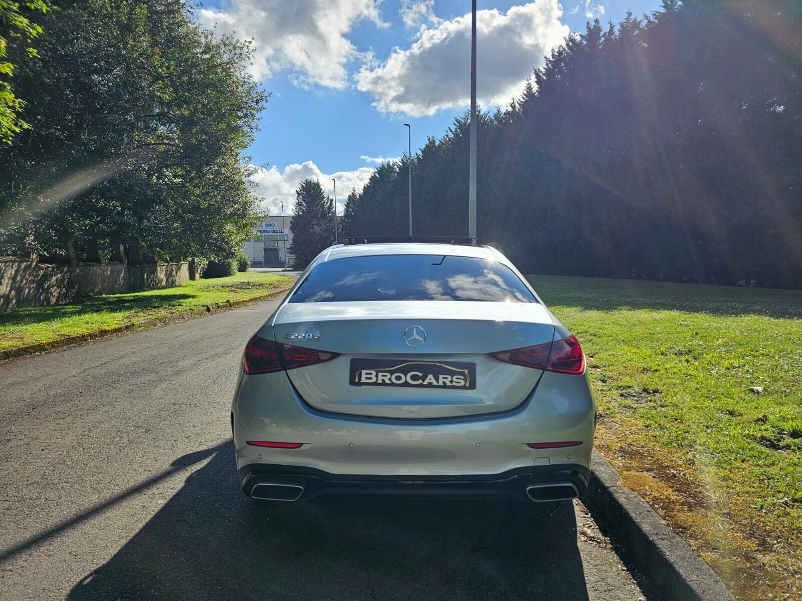 MERCEDES-BENZ C220 AMG 