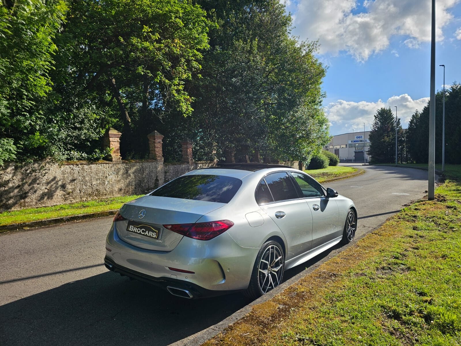MERCEDES-BENZ C220 AMG 