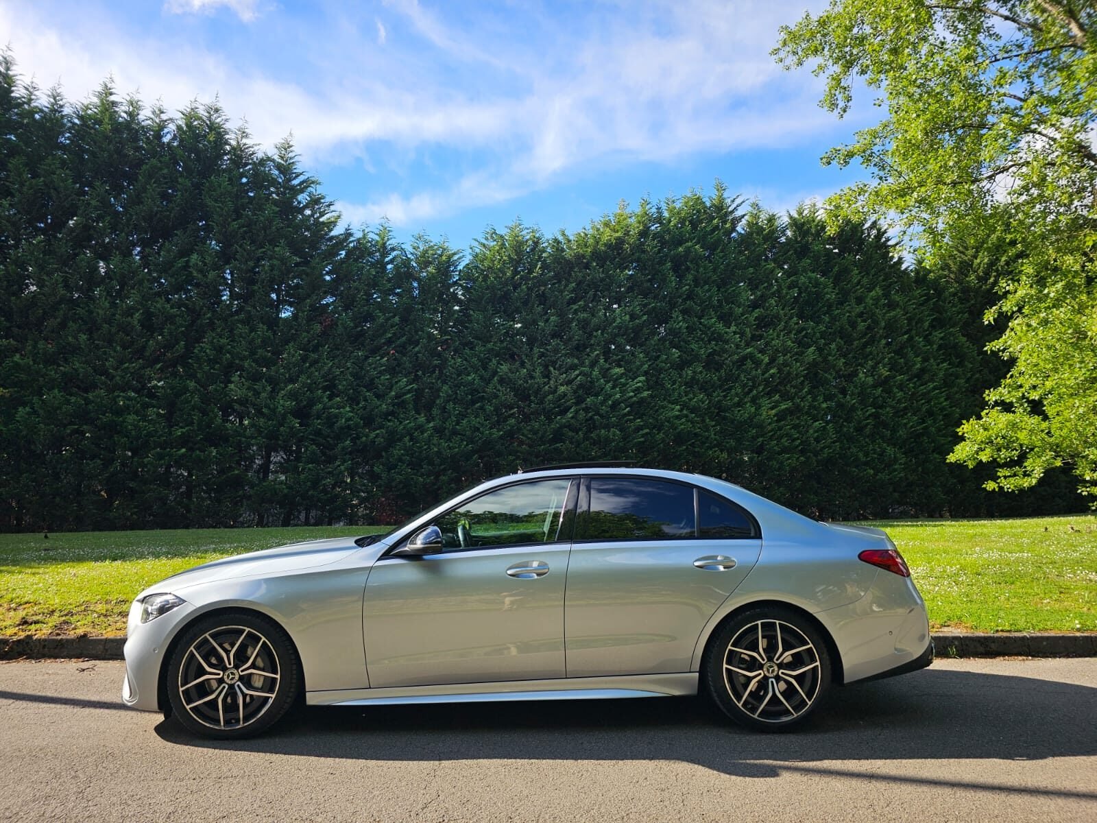 MERCEDES-BENZ C220 AMG 