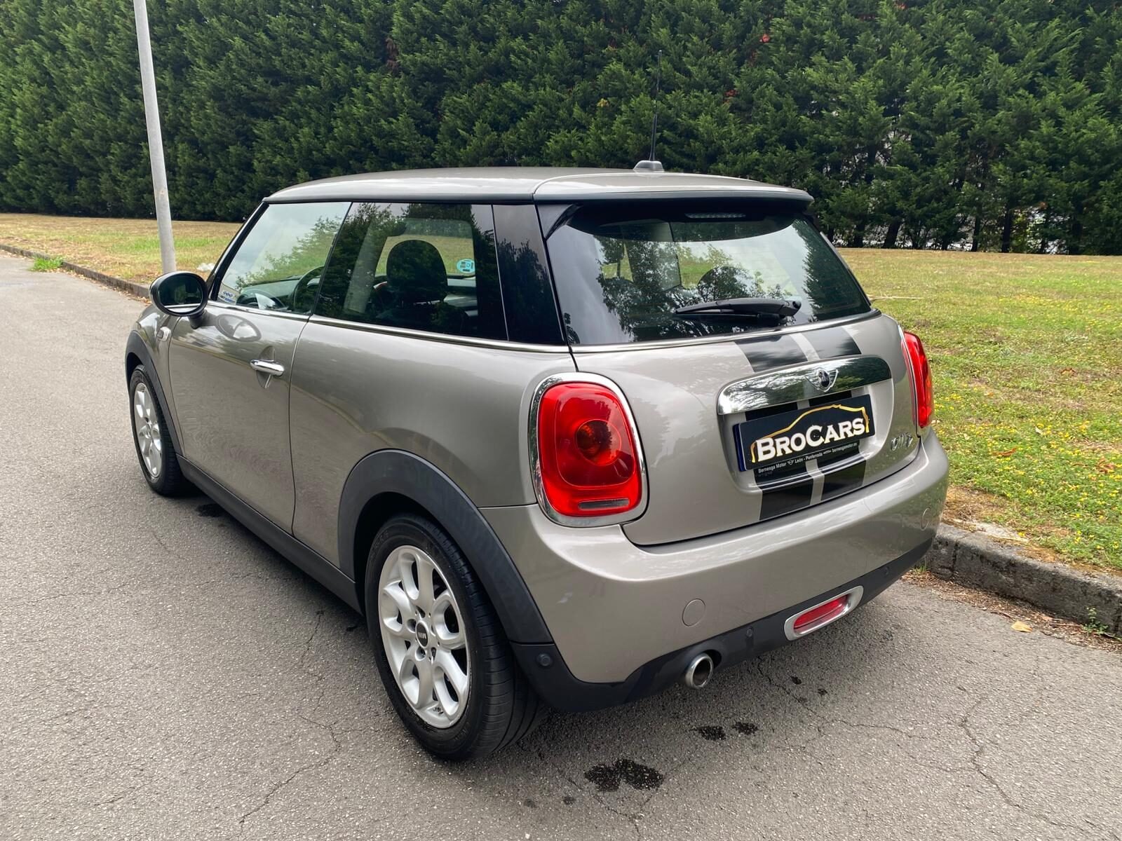 MINI One D
