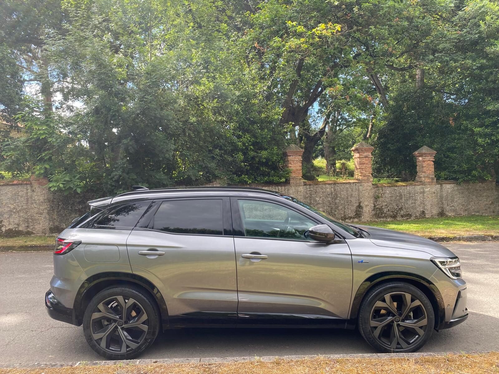 RENAULT AUSTRAL TECHNO ESPIRIT ALPINE HYBRID