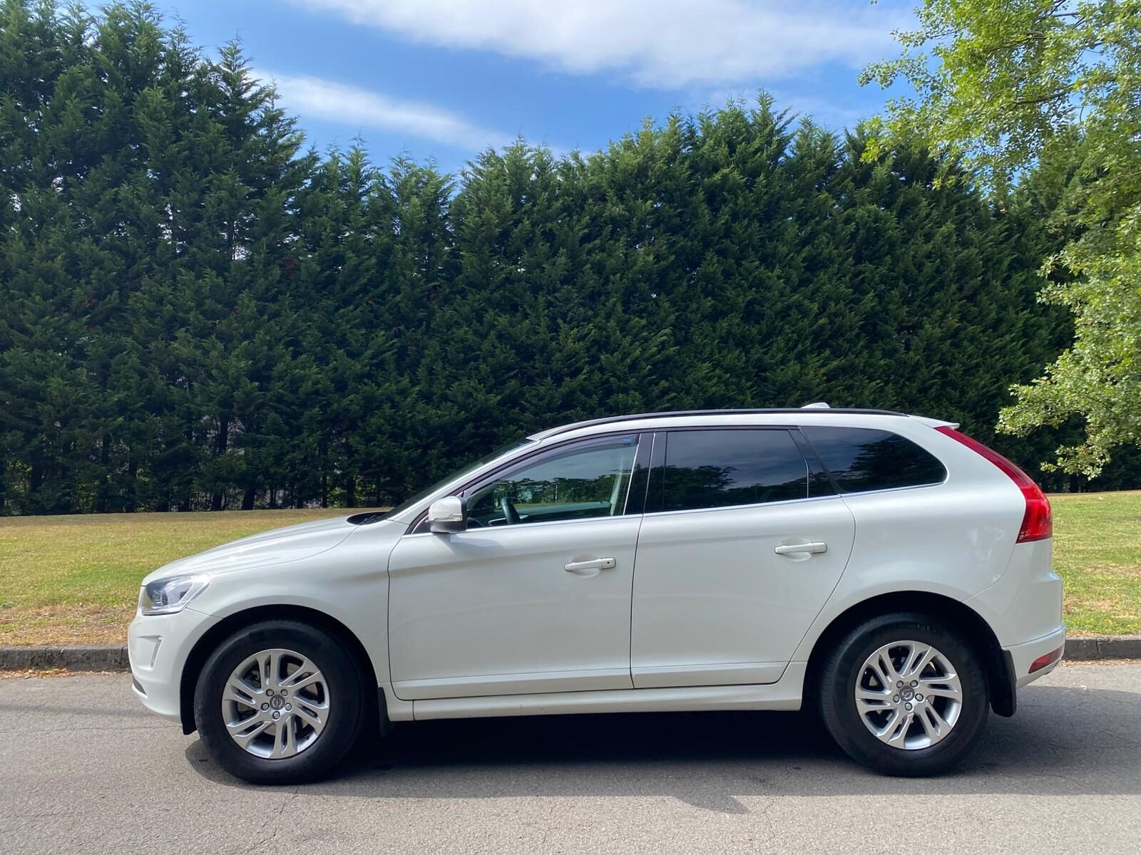 VOLVO XC60 D4 INSCRIPTION