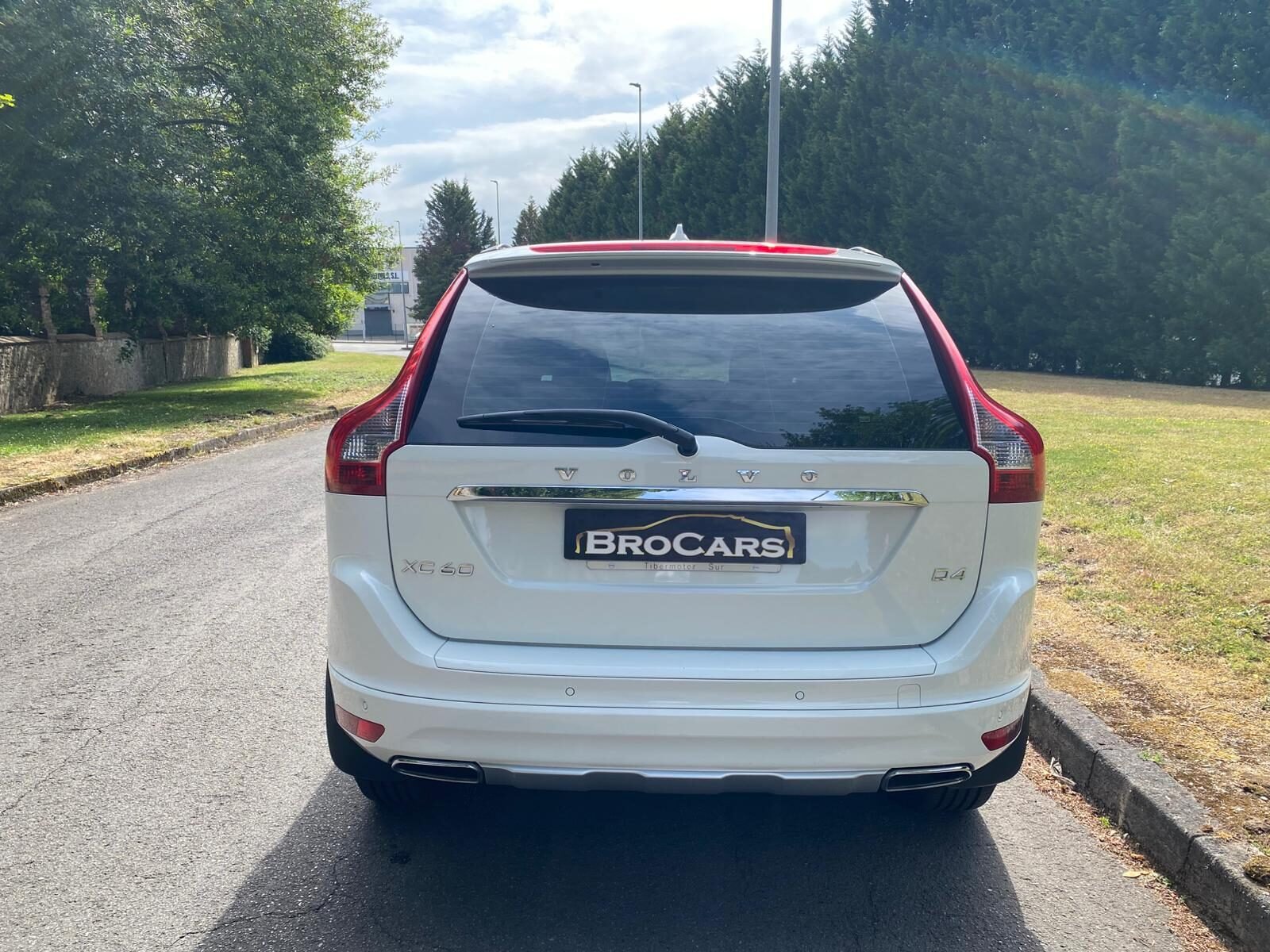 VOLVO XC60 D4 INSCRIPTION
