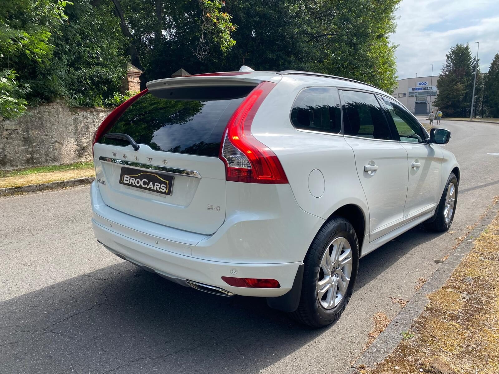 VOLVO XC60 D4 INSCRIPTION