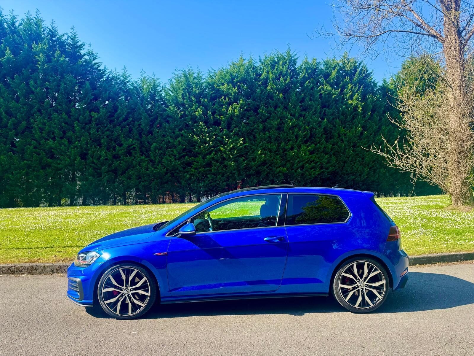 VOLKSWAGEN GOLF GTI 