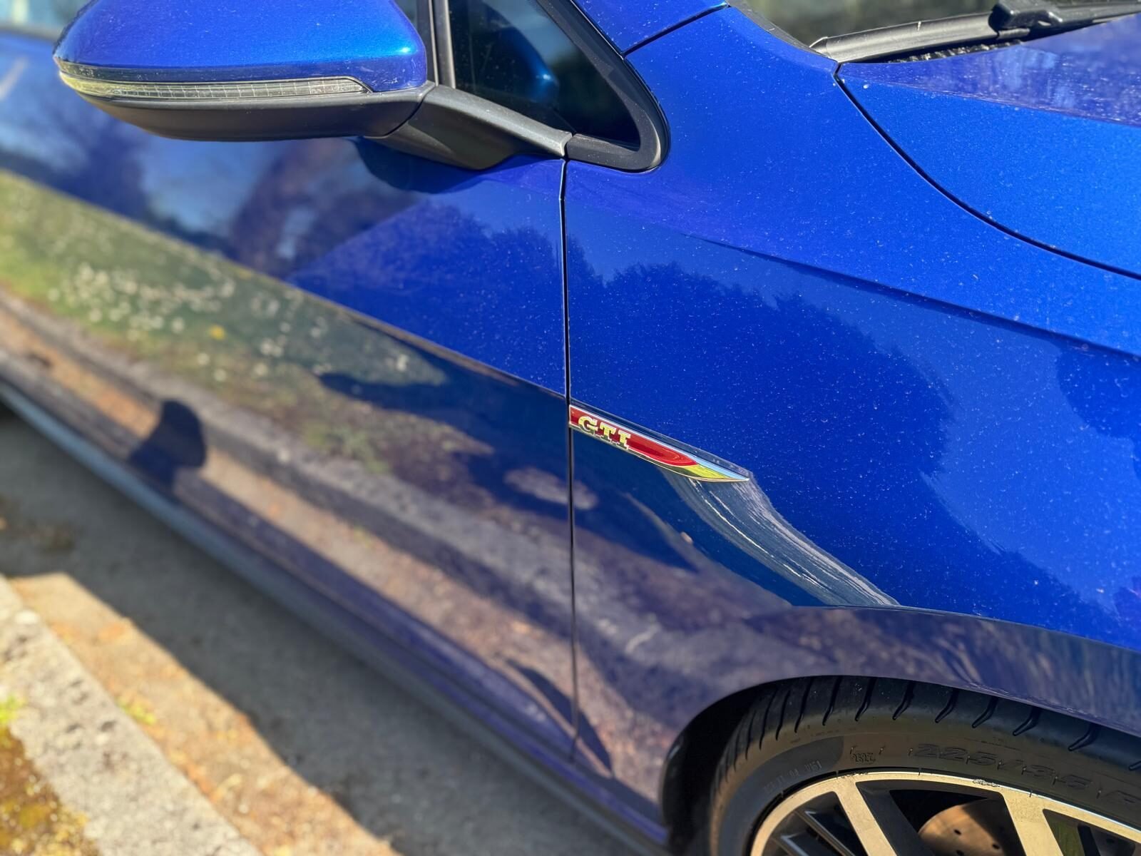 VOLKSWAGEN GOLF GTI 