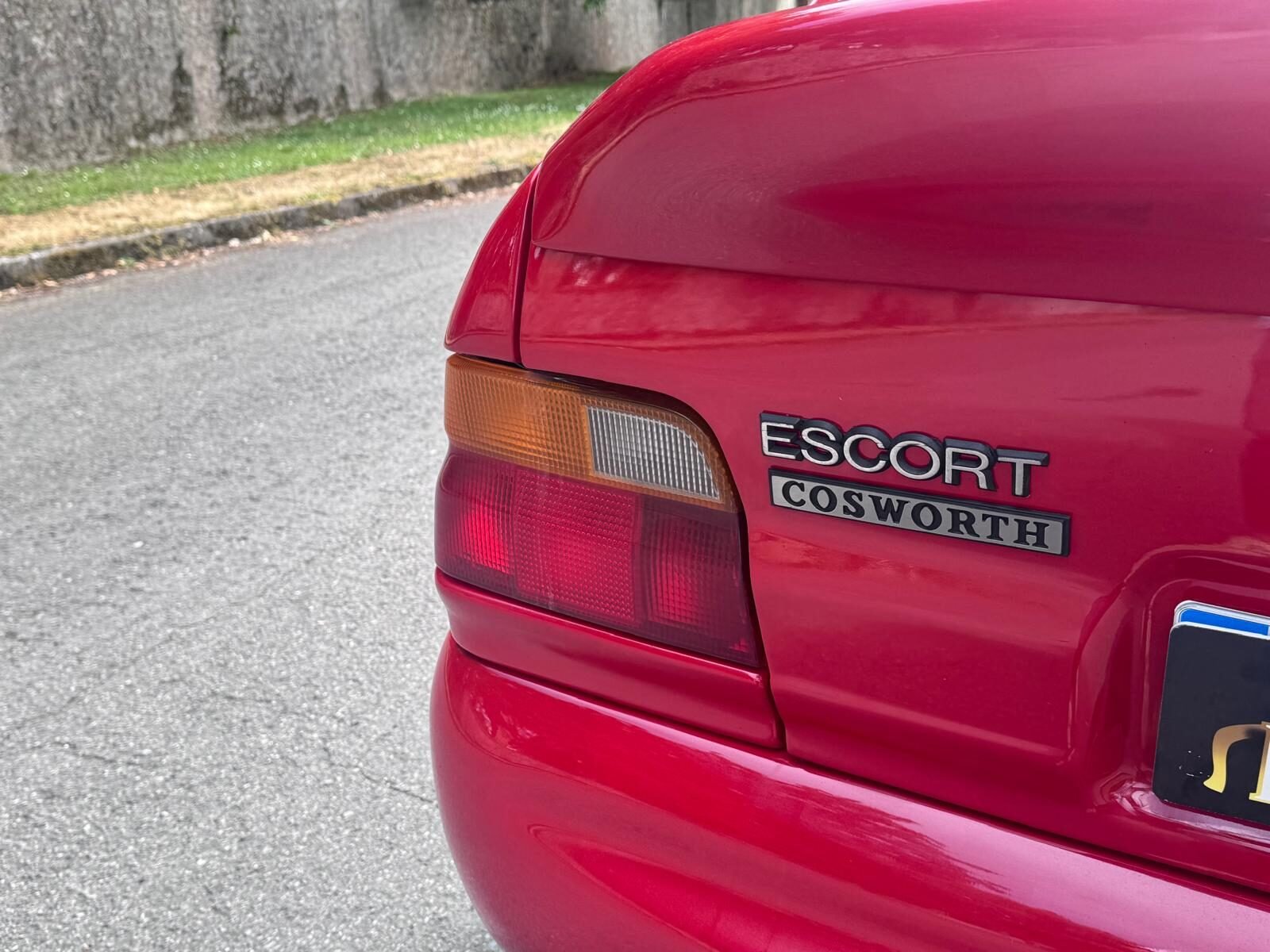 FORD ESCORT RS COSWORTH