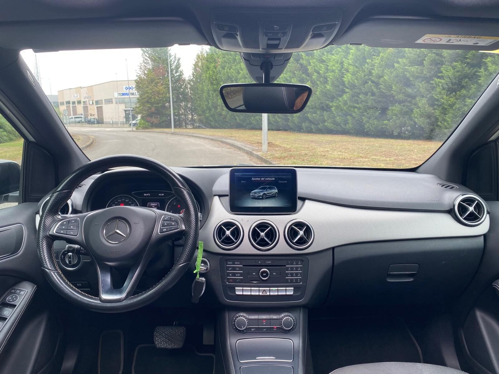 MERCEDES-BENZ B 180 CDI AMG