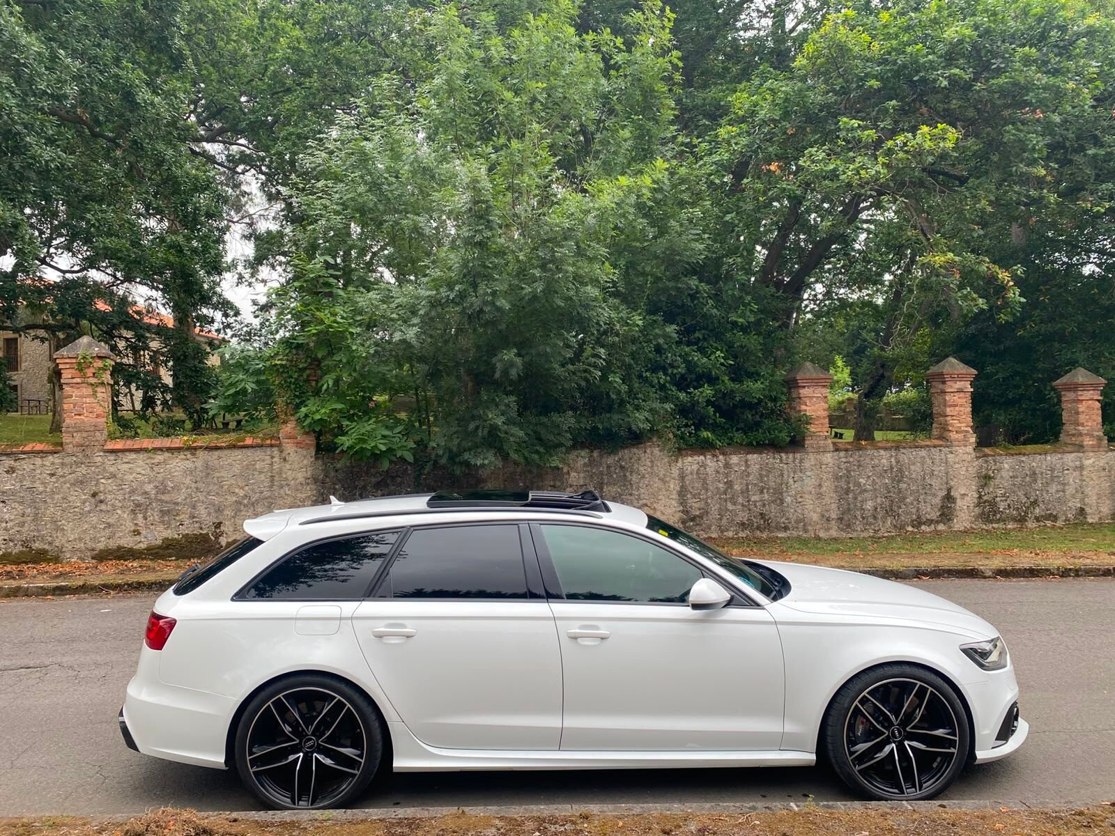 AUDI RS6