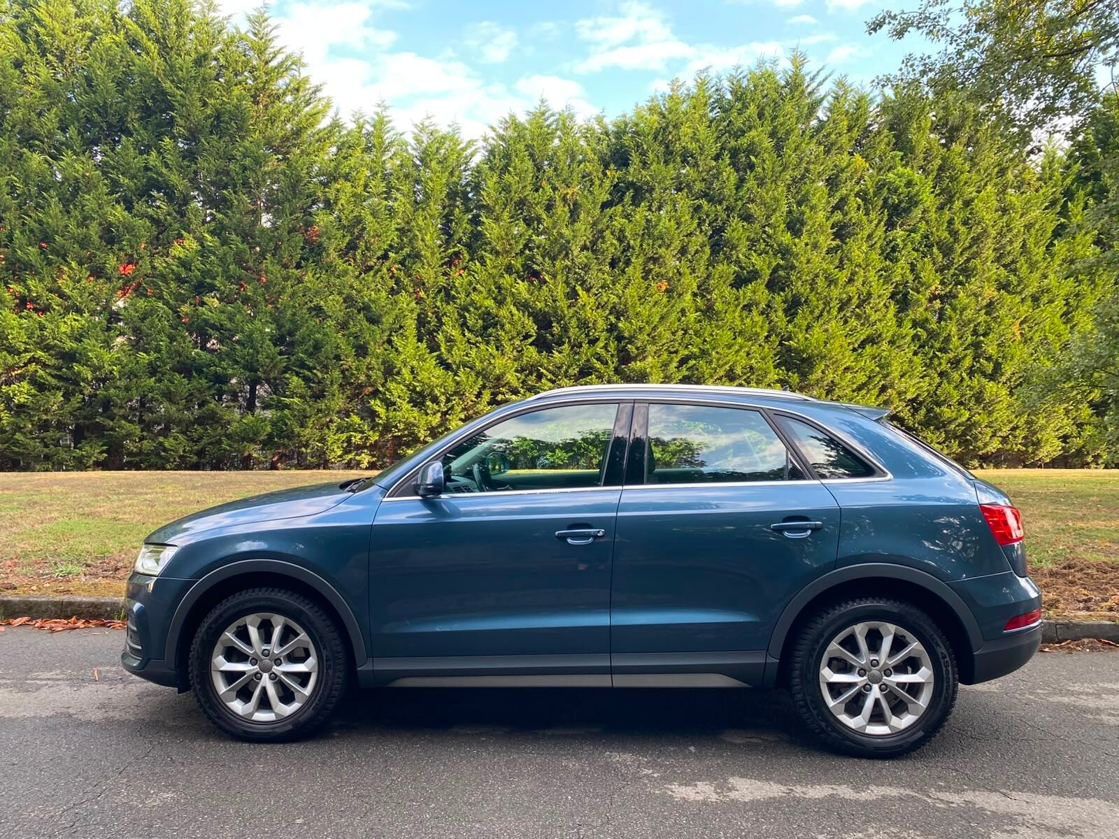 AUDI Q3 1.4 TFSI AMBITION