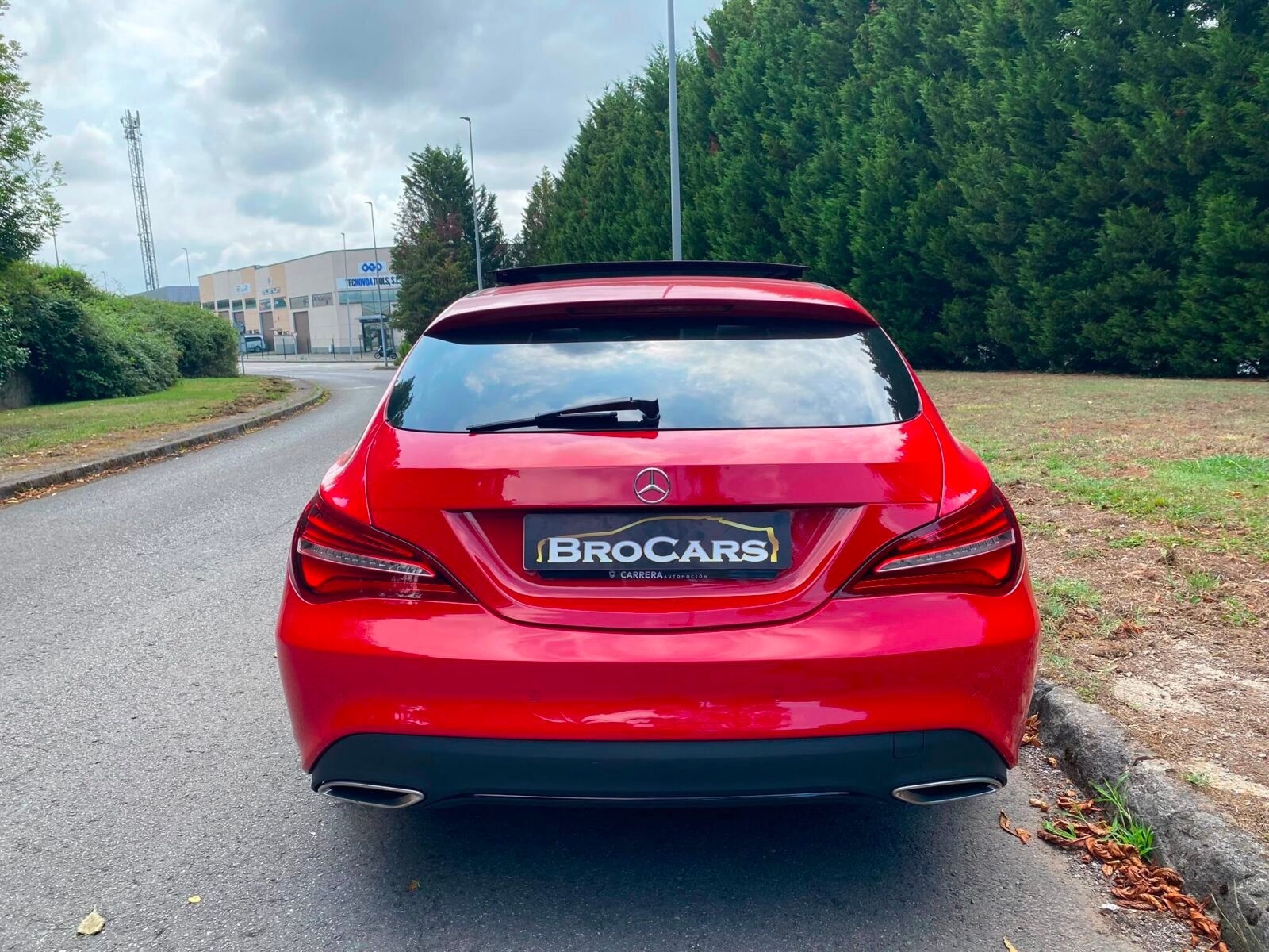MERCEDES-BENZ